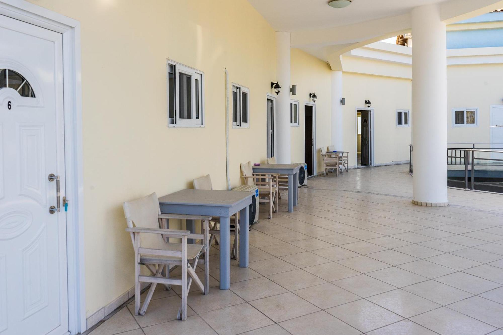 Laganas Strip Mall Apartments Kültér fotó